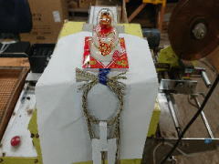 ���ؒő��̃��b�v��@�̏�ɂ�������